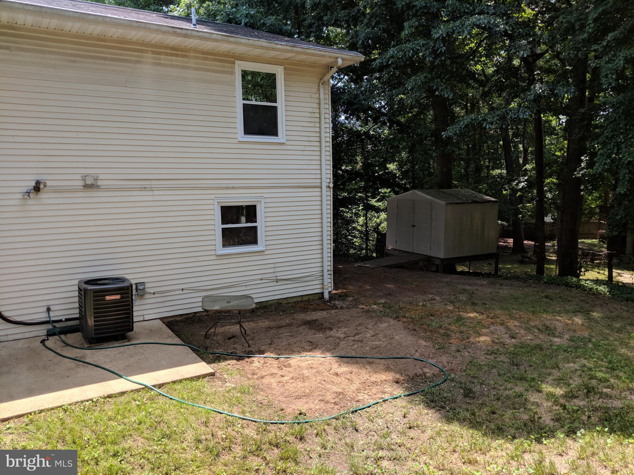 MAPLE RIDGE - Residential Lease