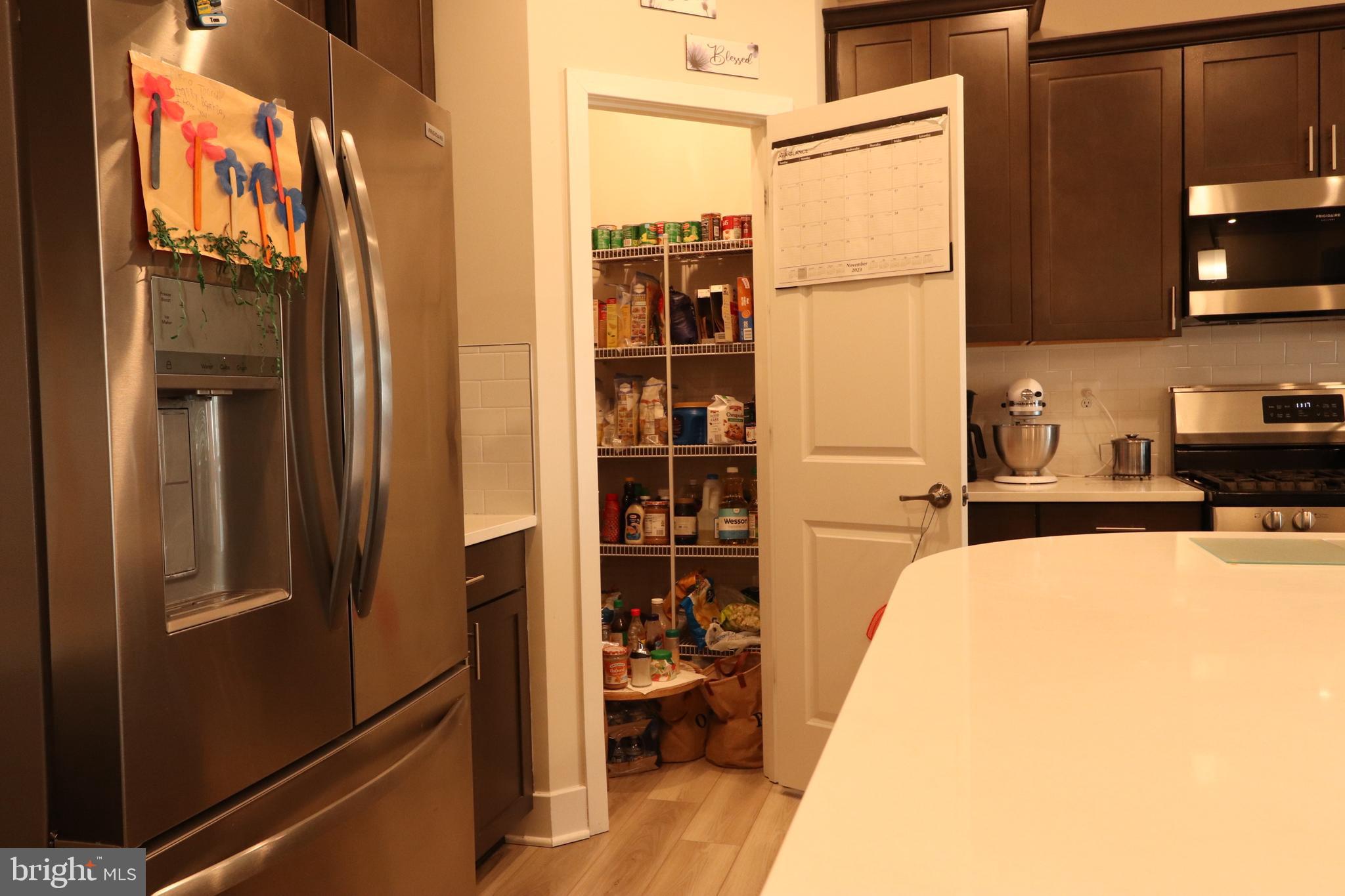 11453 MESA VERDE COURT