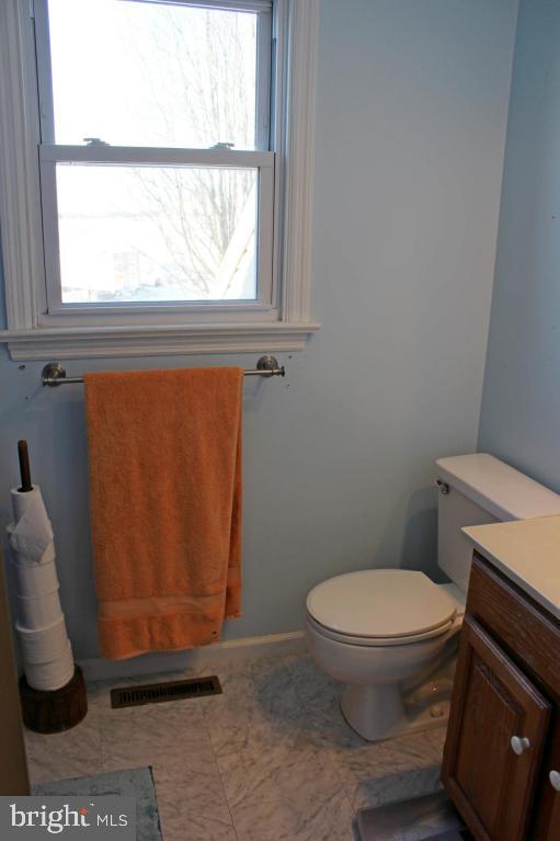 JEFFERSON SQUARE - Residential