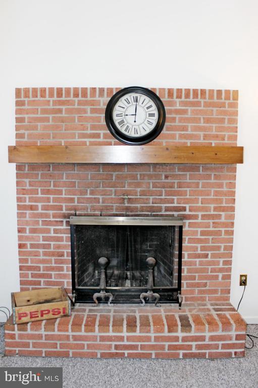 JEFFERSON SQUARE - Residential