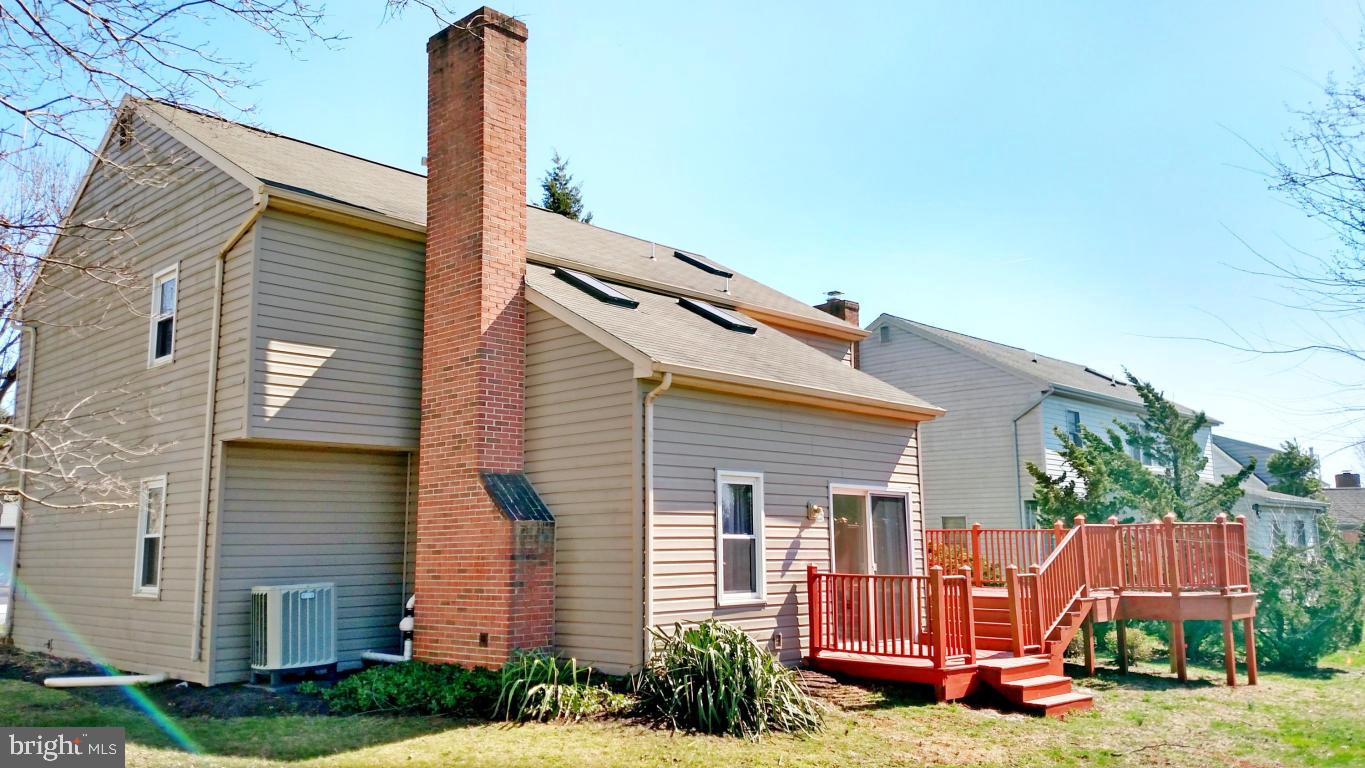 JEFFERSON SQUARE - Residential