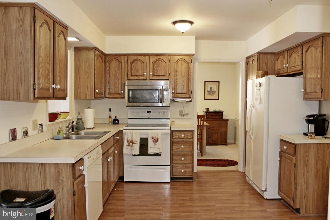 JEFFERSON SQUARE - Residential