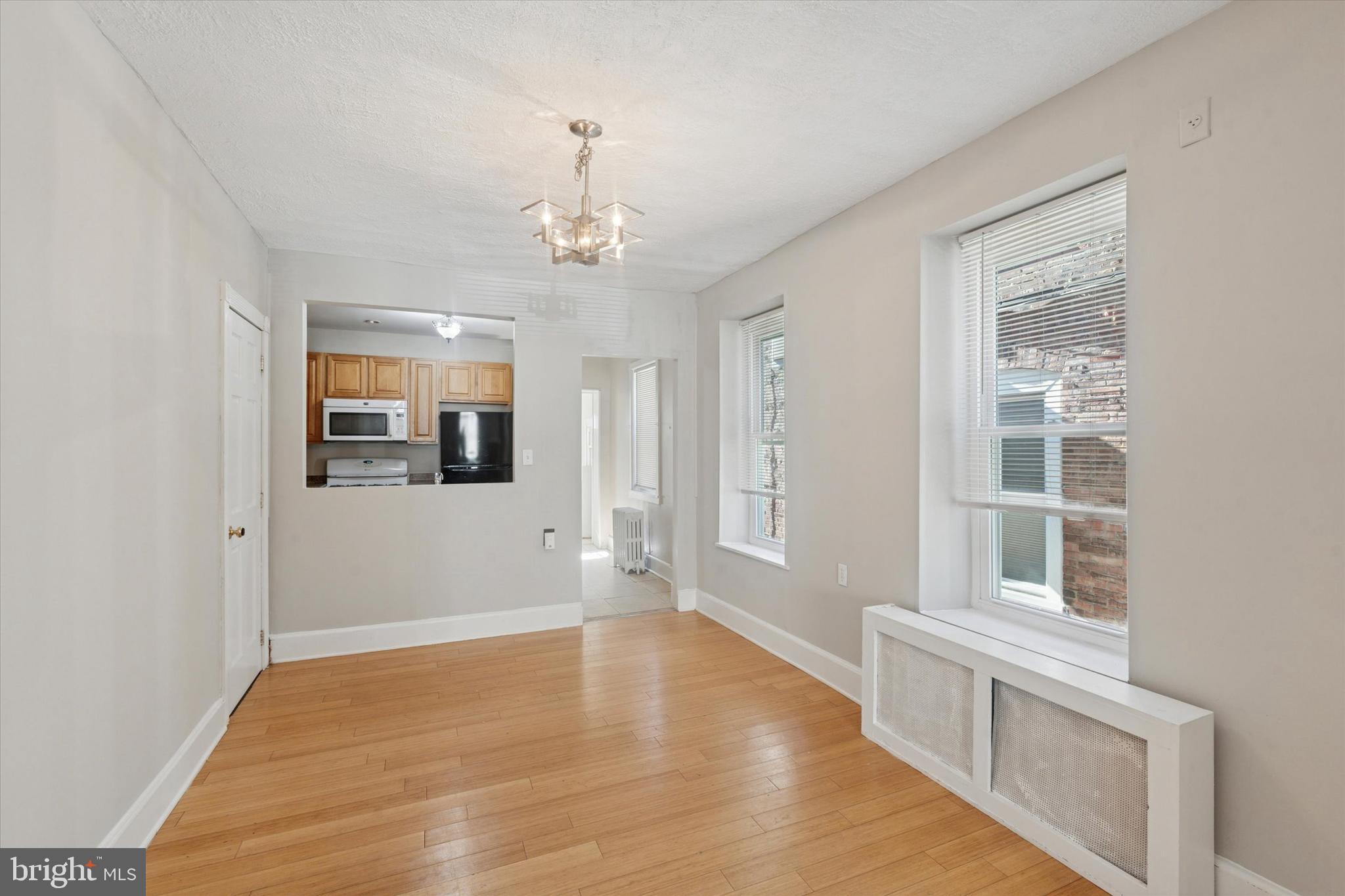 141 LEVERINGTON AVENUE