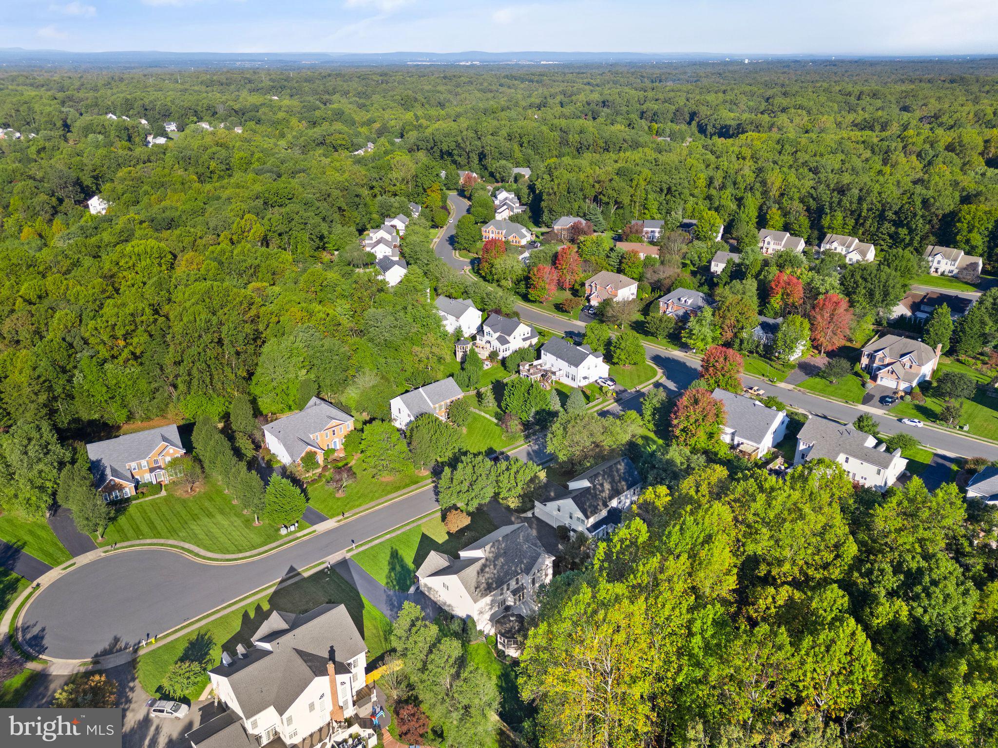 MEADOWBROOK WOODS - Residential
