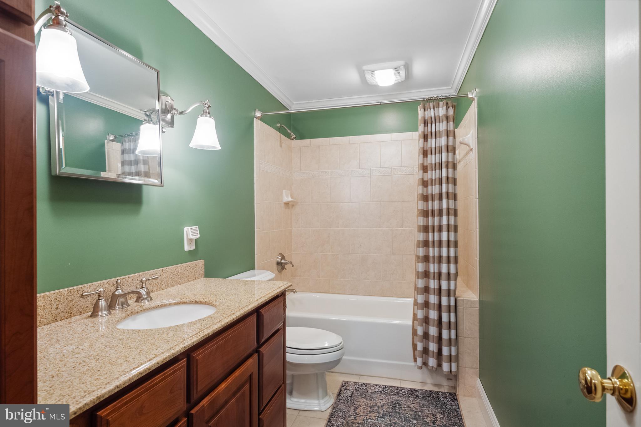 MEADOWBROOK WOODS - Residential