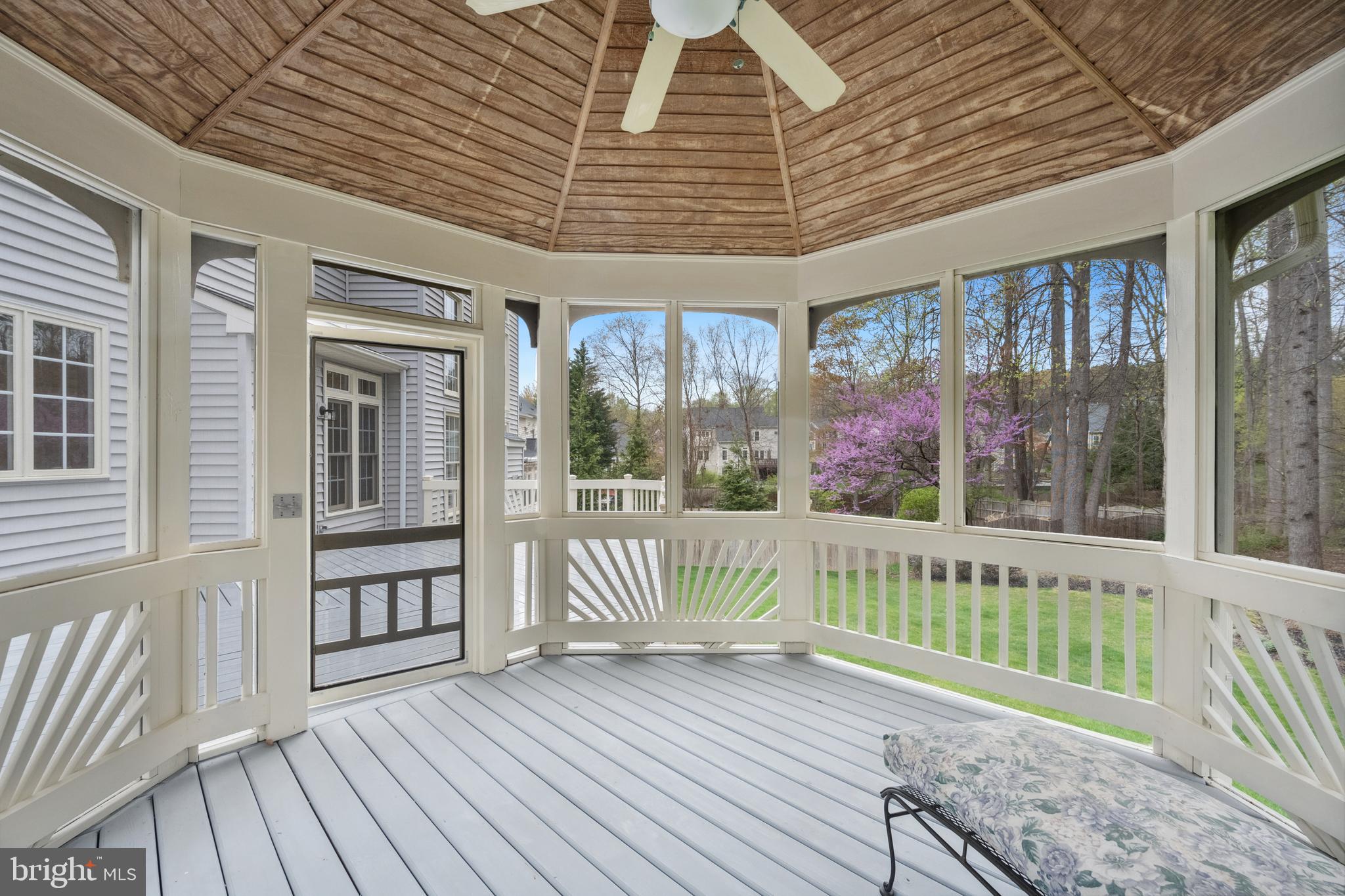 MEADOWBROOK WOODS - Residential