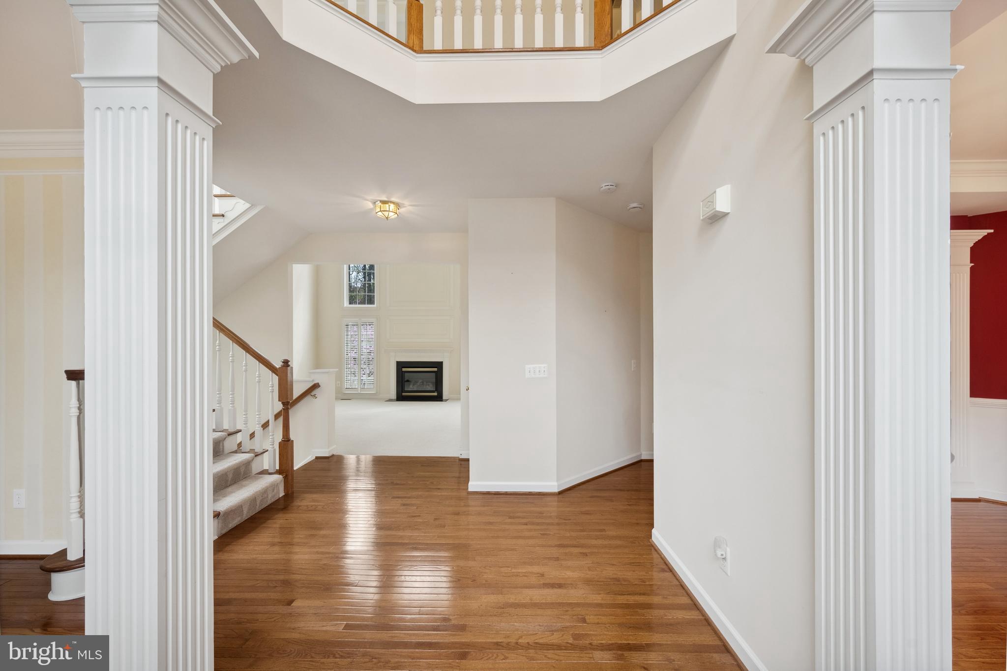 MEADOWBROOK WOODS - Residential