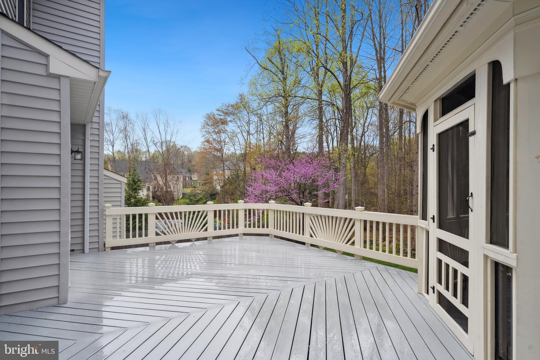 MEADOWBROOK WOODS - Residential