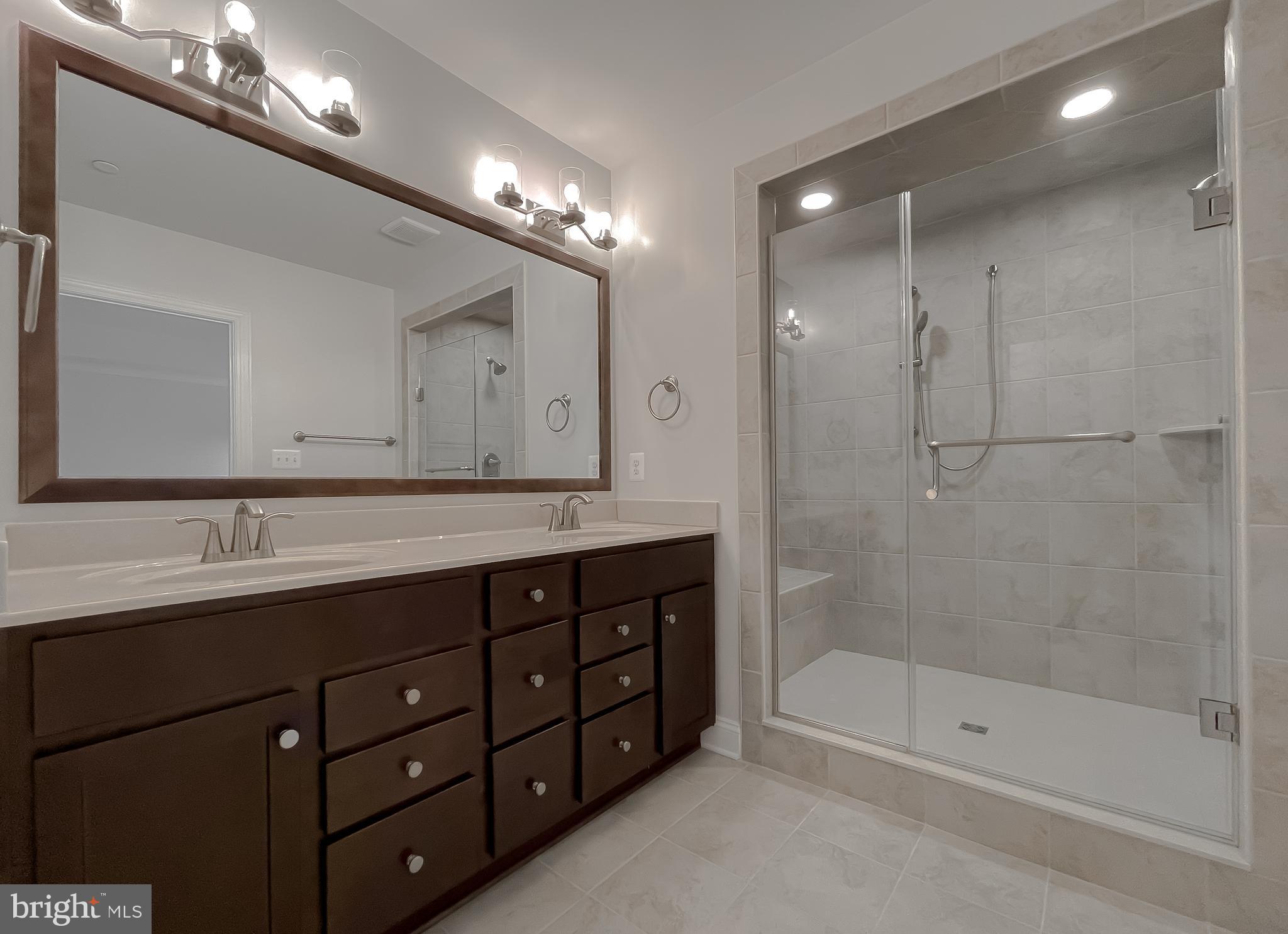 MEADOWS AT TOWN RUN II - Residential