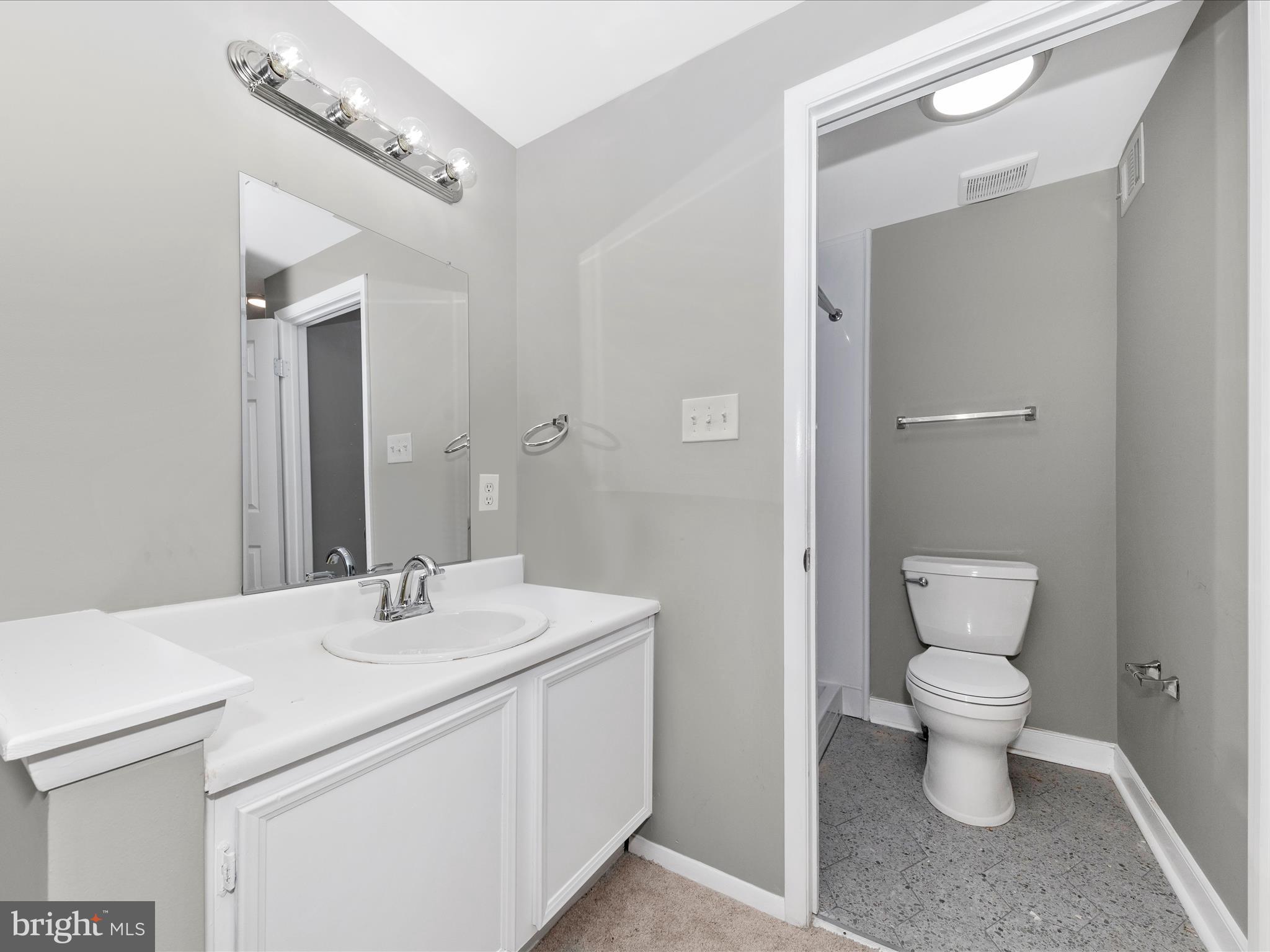 CHARLENE - Residential