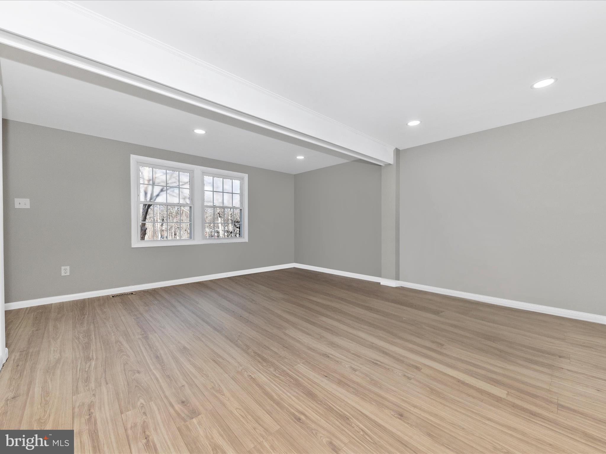 CHARLENE - Residential