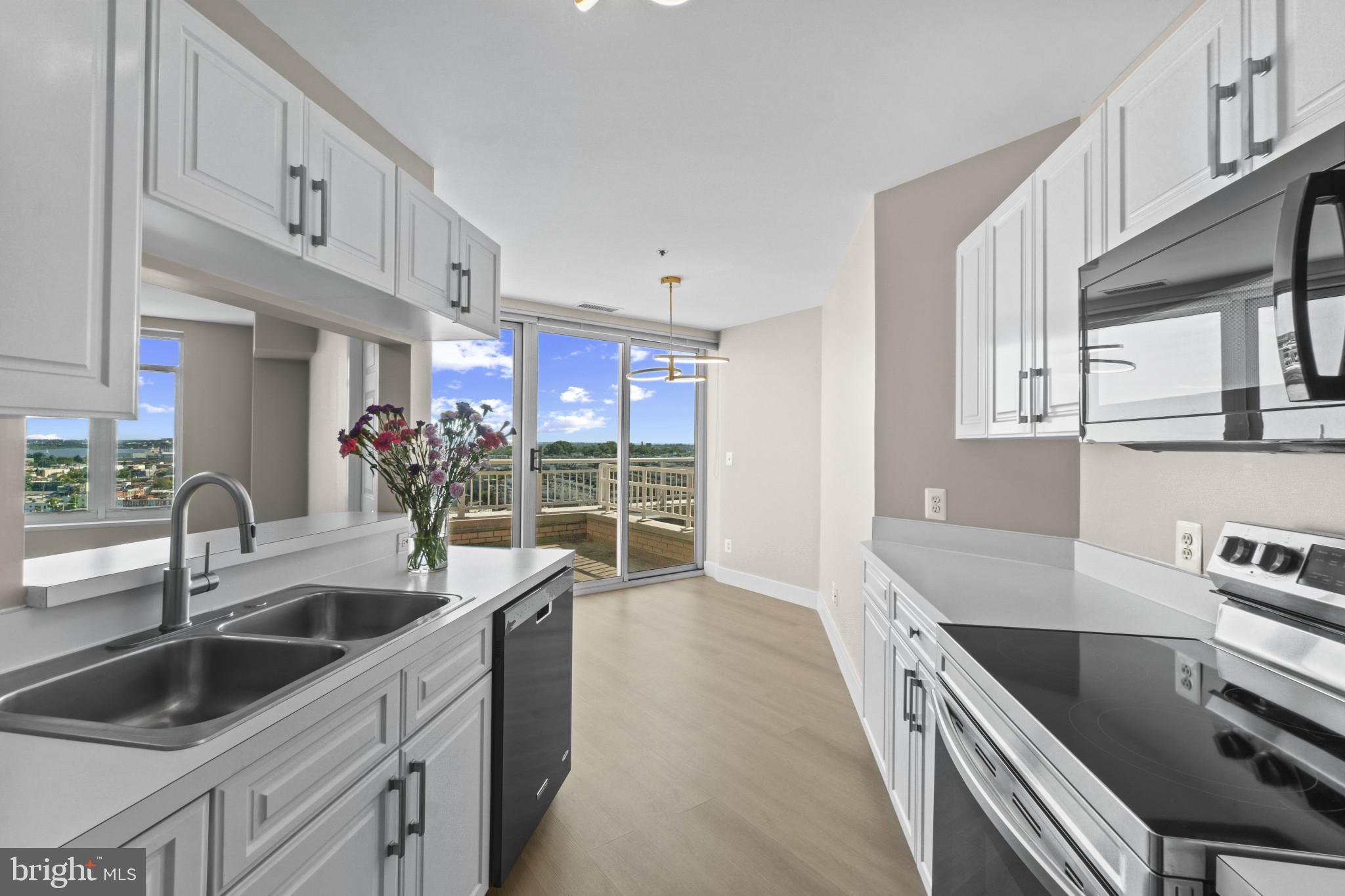 INNER HARBOR - Residential Lease