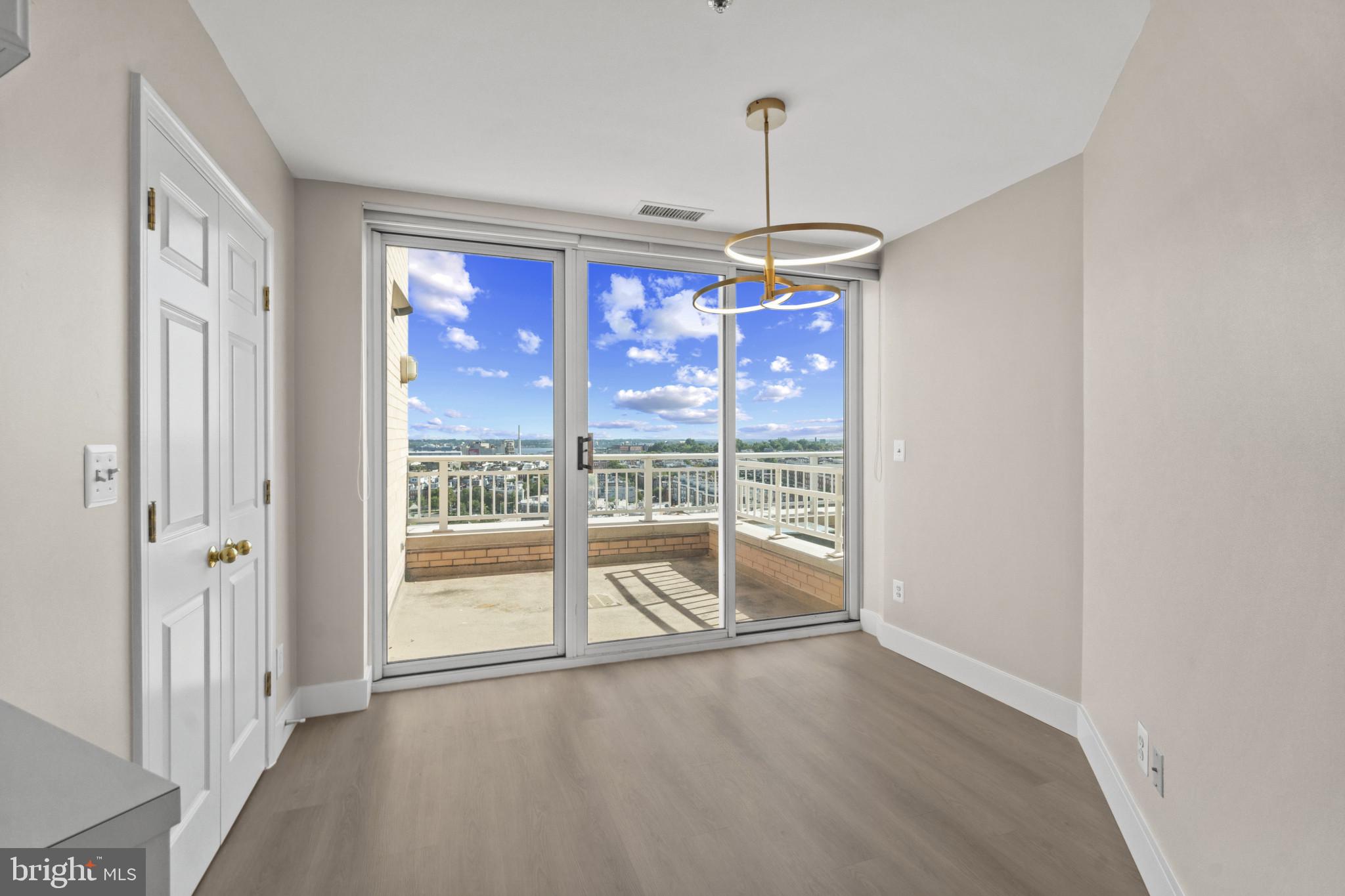 INNER HARBOR - Residential Lease