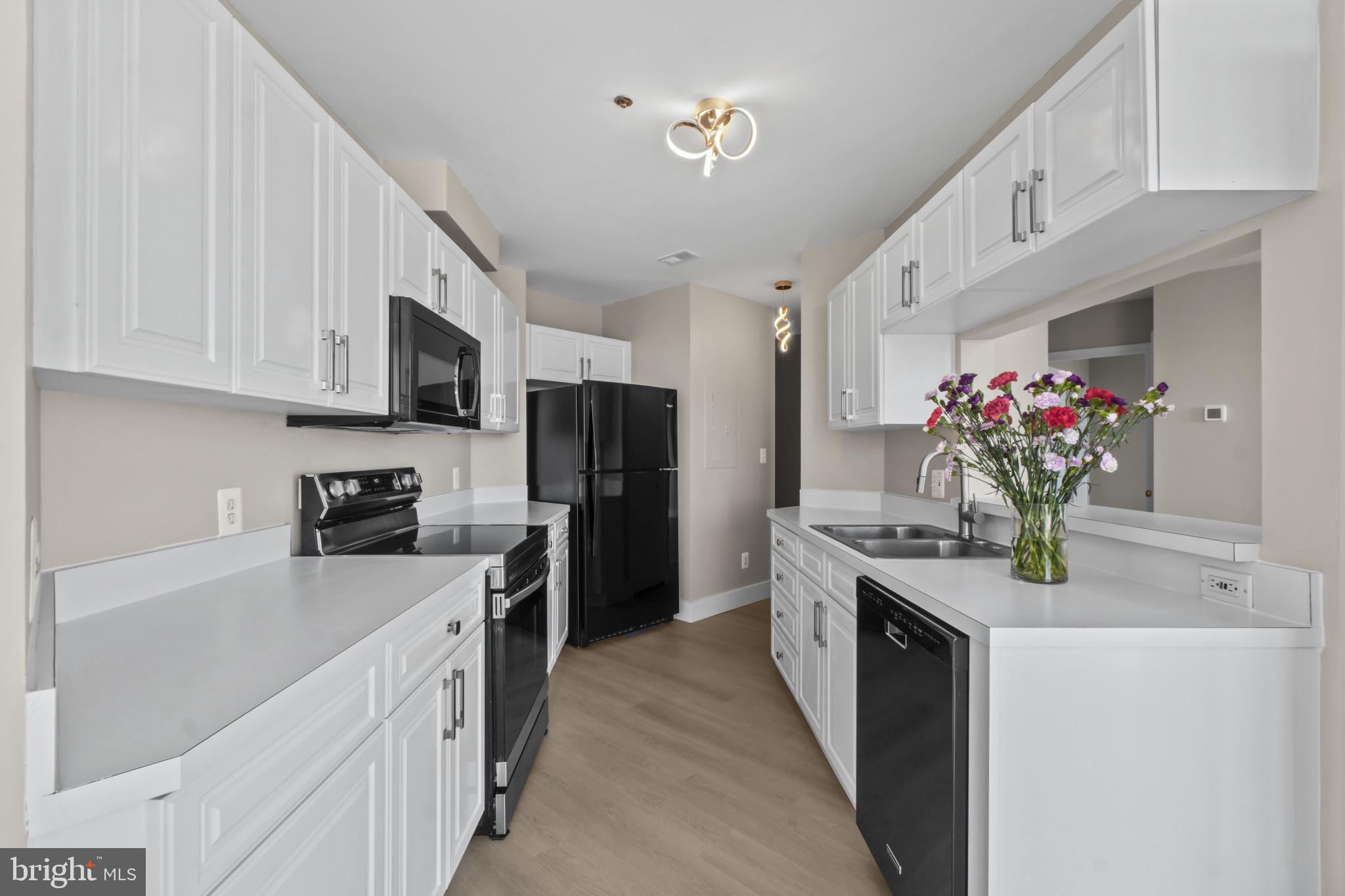 INNER HARBOR - Residential Lease