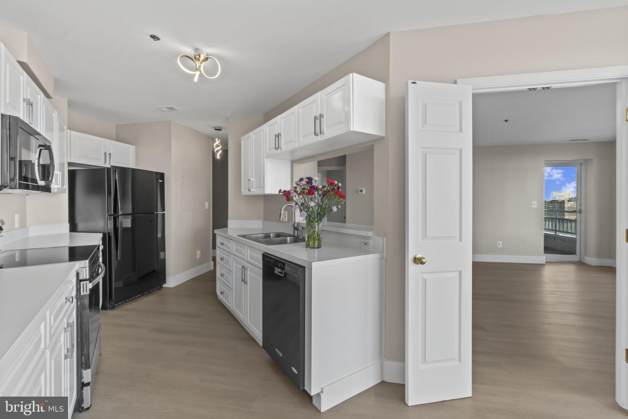 INNER HARBOR - Residential Lease