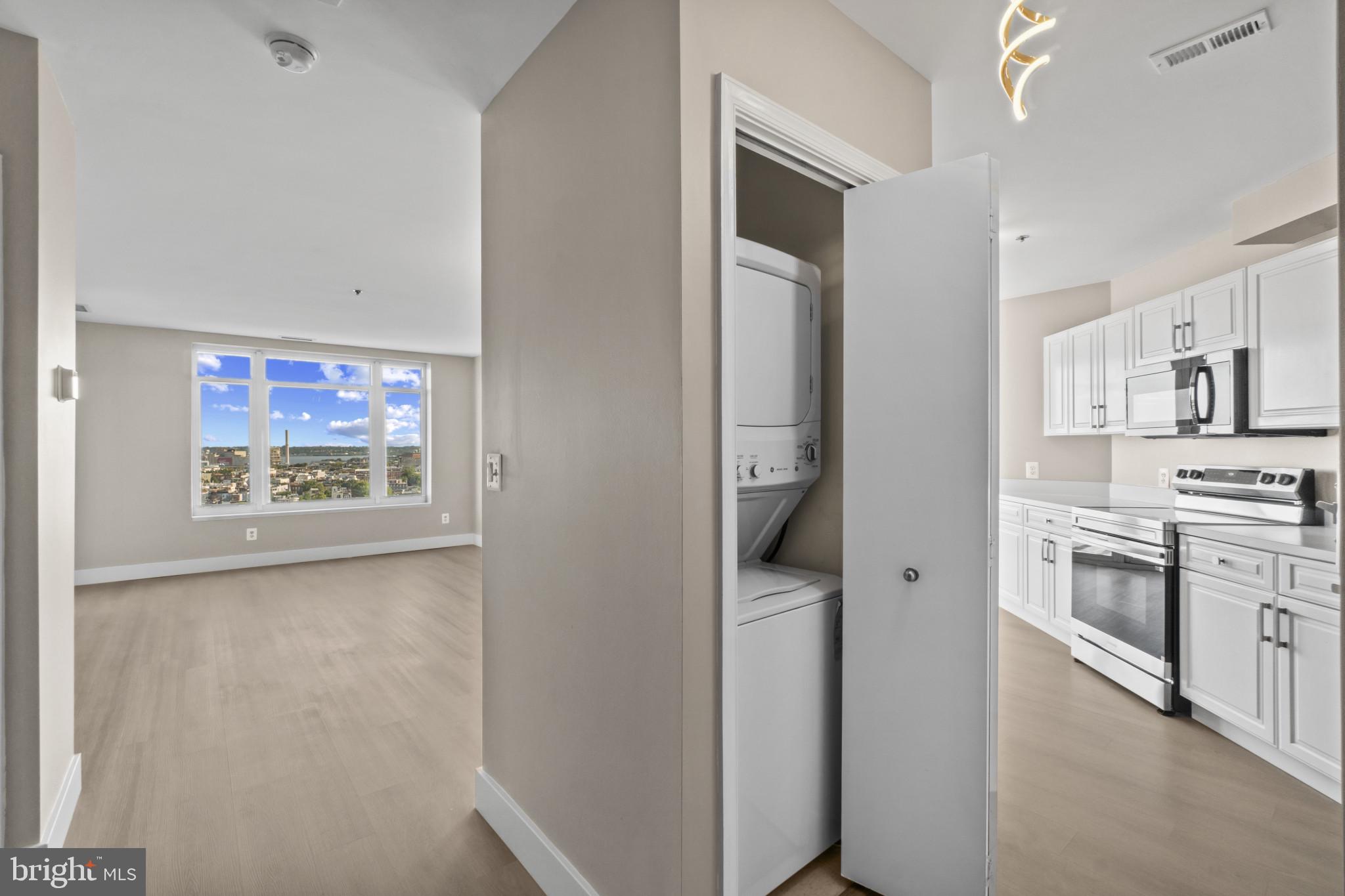 INNER HARBOR - Residential Lease