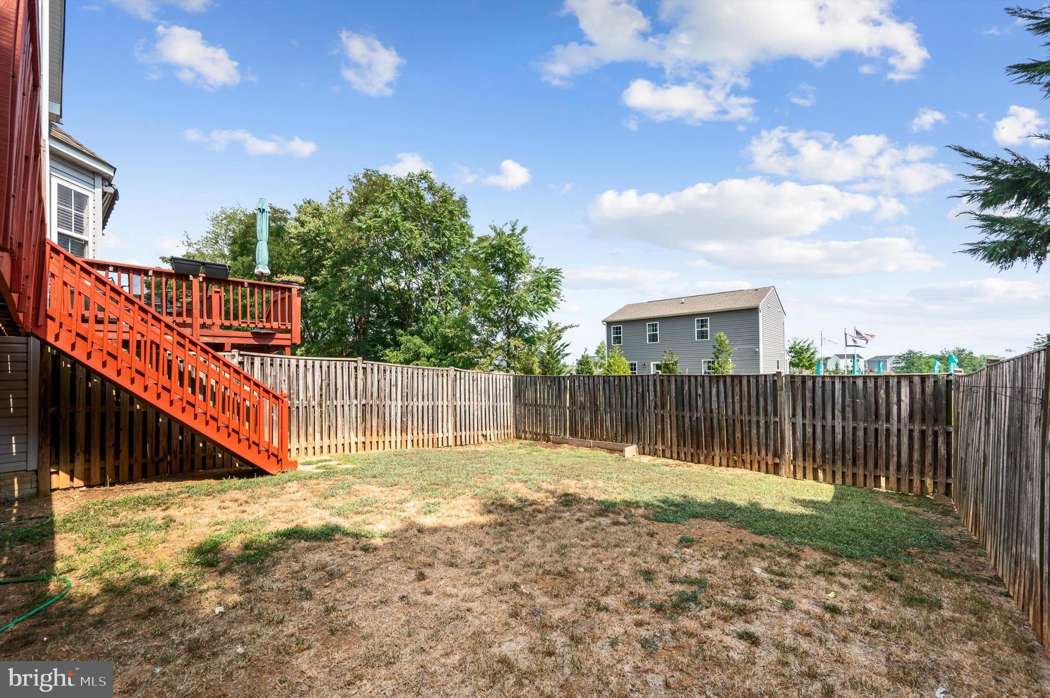 COUNTY GREEN - Residential