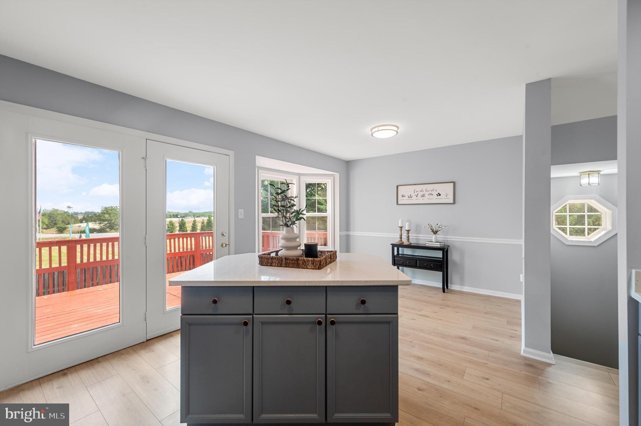 COUNTY GREEN - Residential