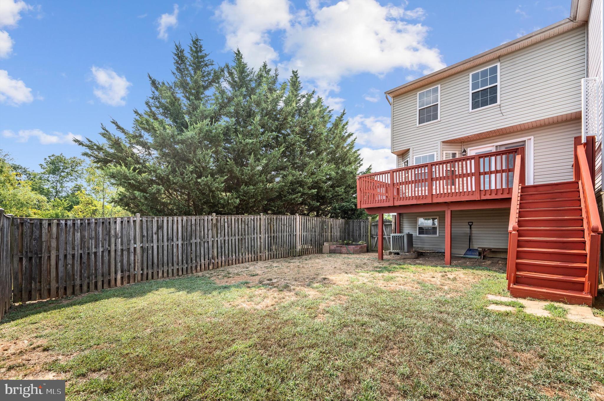 COUNTY GREEN - Residential