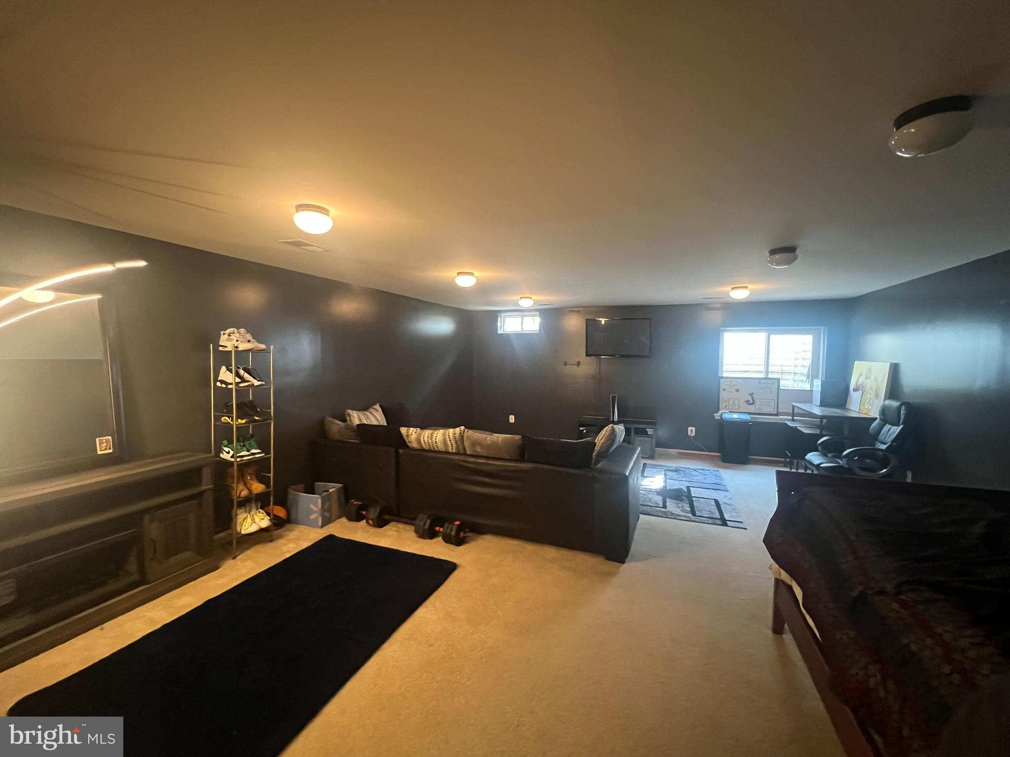 SHENANDOAH SPRINGS - Residential