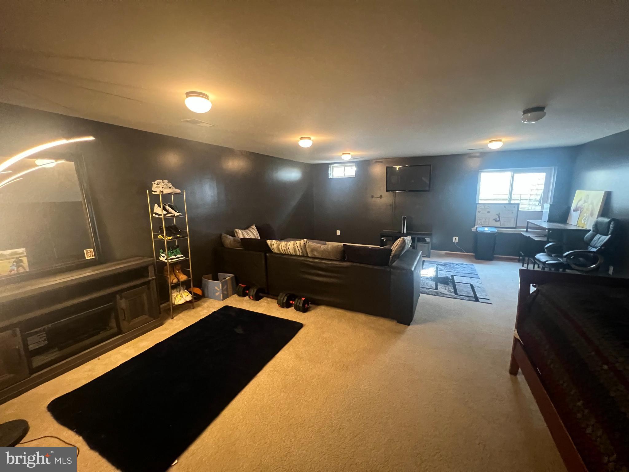 SHENANDOAH SPRINGS - Residential