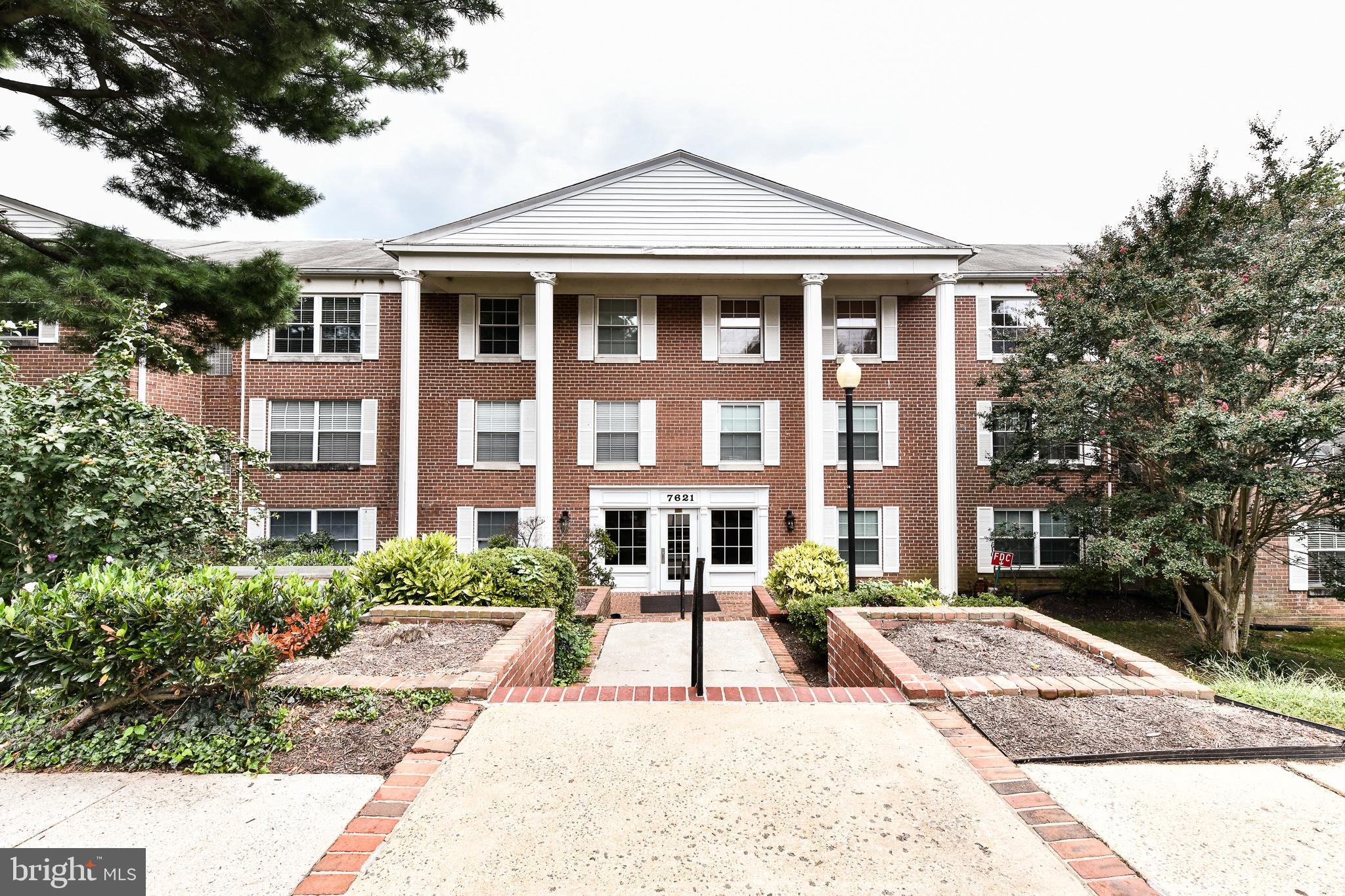 COLONIES AT MCLEAN - Residential Lease