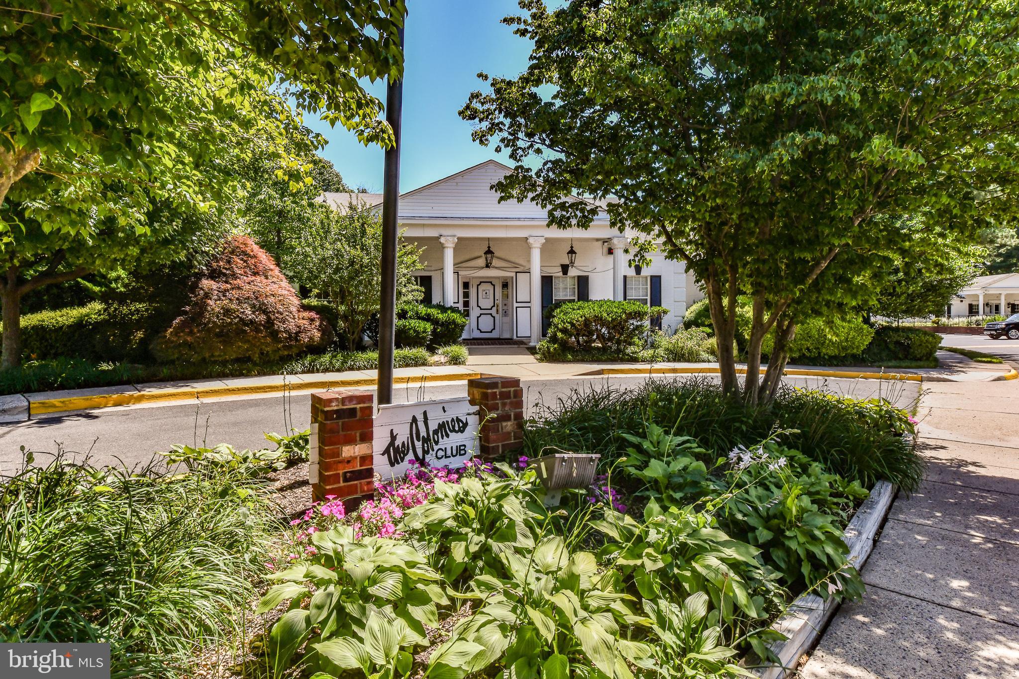 COLONIES AT MCLEAN - Residential Lease