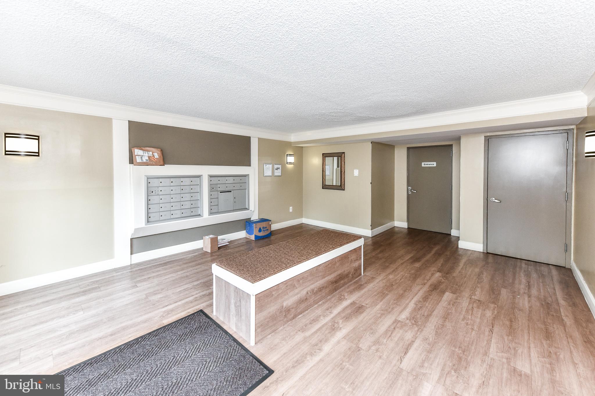 COLONIES AT MCLEAN - Residential Lease