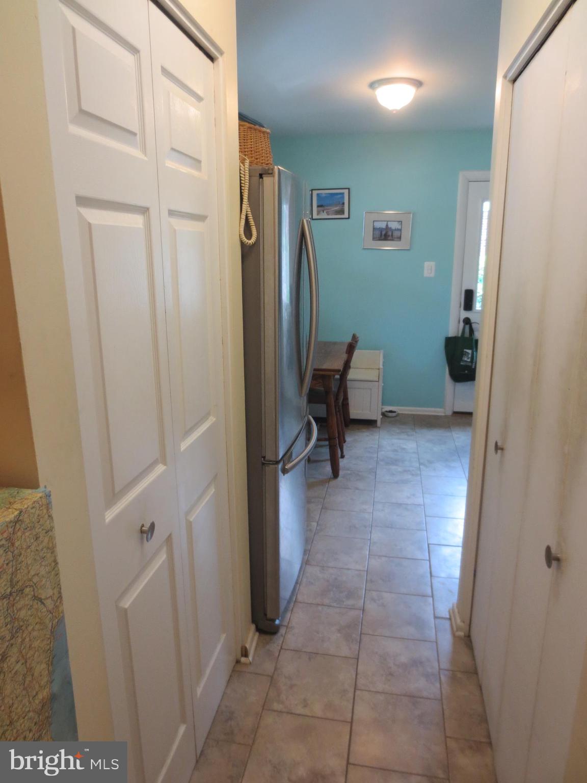 MOSBY WOODS - Residential Lease