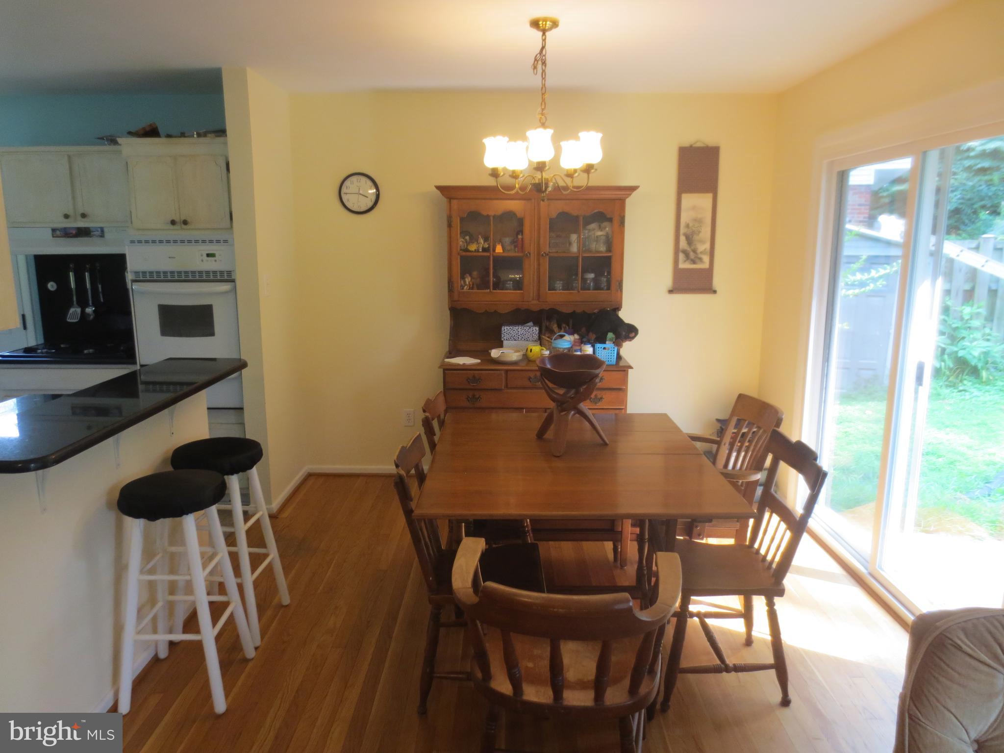 MOSBY WOODS - Residential Lease