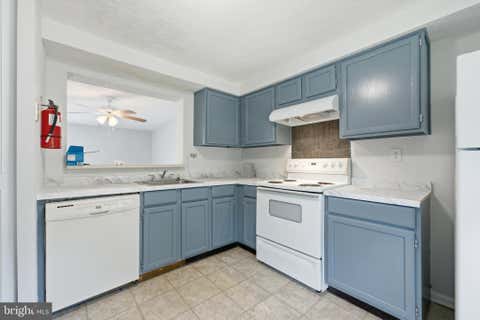 Townhouse For Rent - 217 Vista Court<br/> Camden County, SICKLERVILLE, NJ 08081