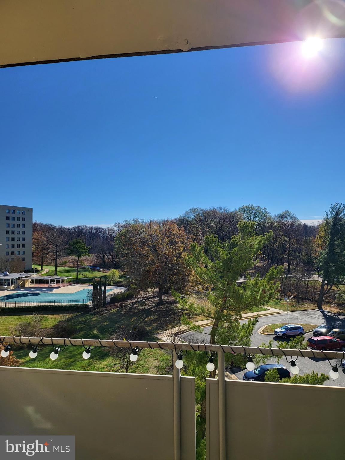 RIVER TOWERS - Residential