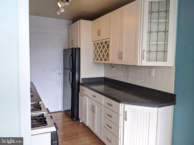 RIVER TOWERS - Residential