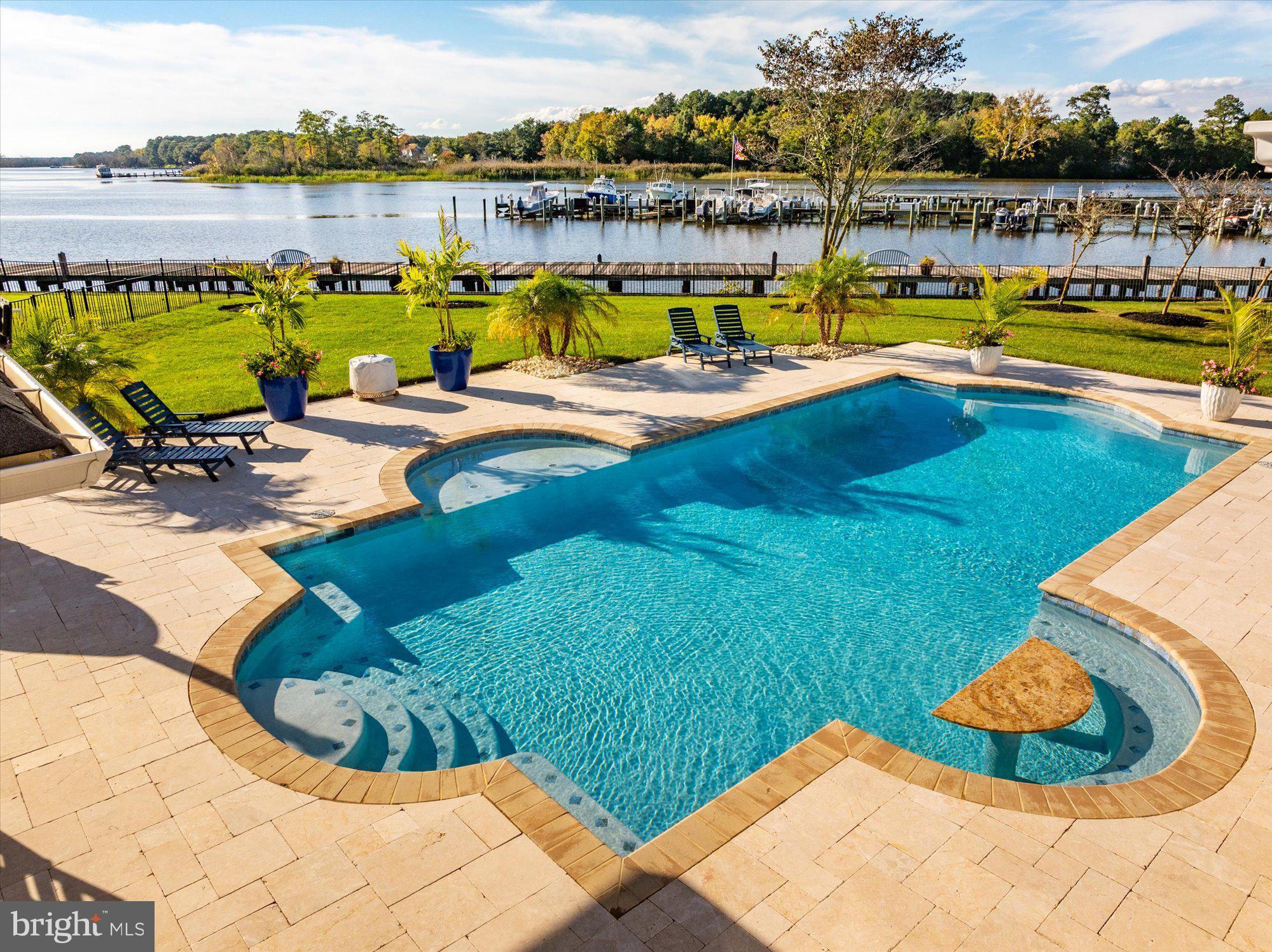 5292 SAFE HARBOR WAY