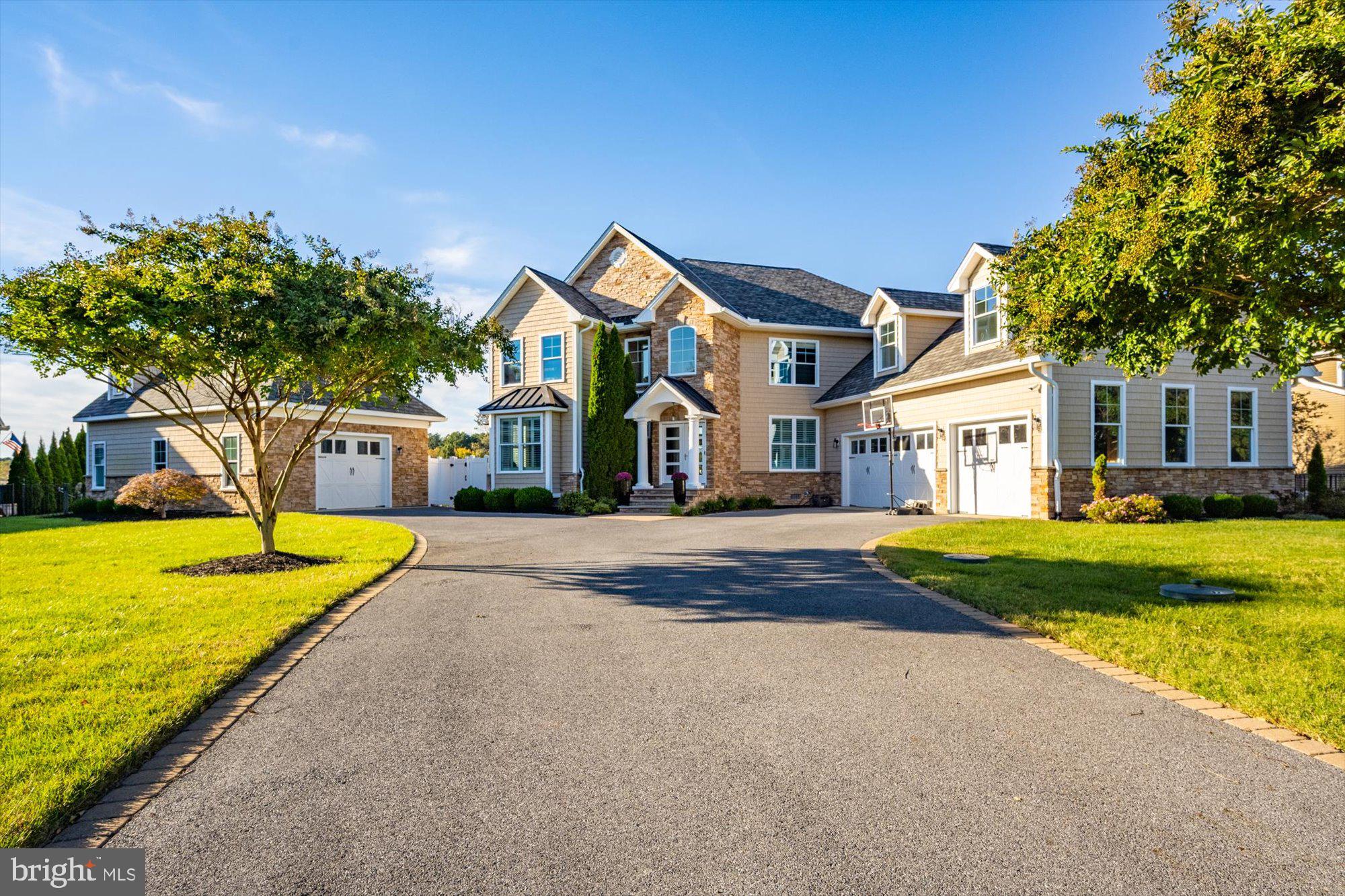 5292 SAFE HARBOR WAY