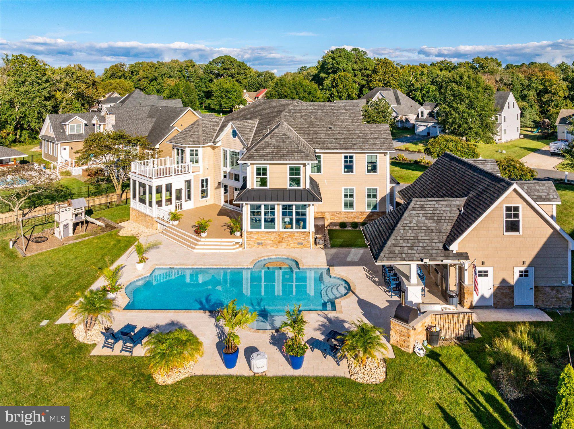 5292 SAFE HARBOR WAY