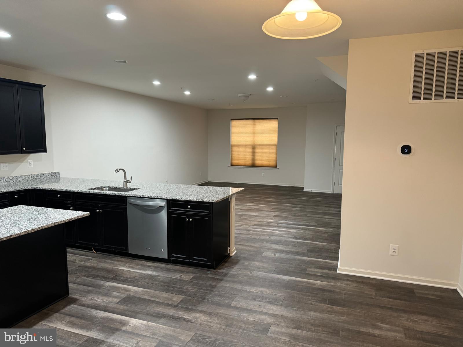 MORRIS PLACE - Residential