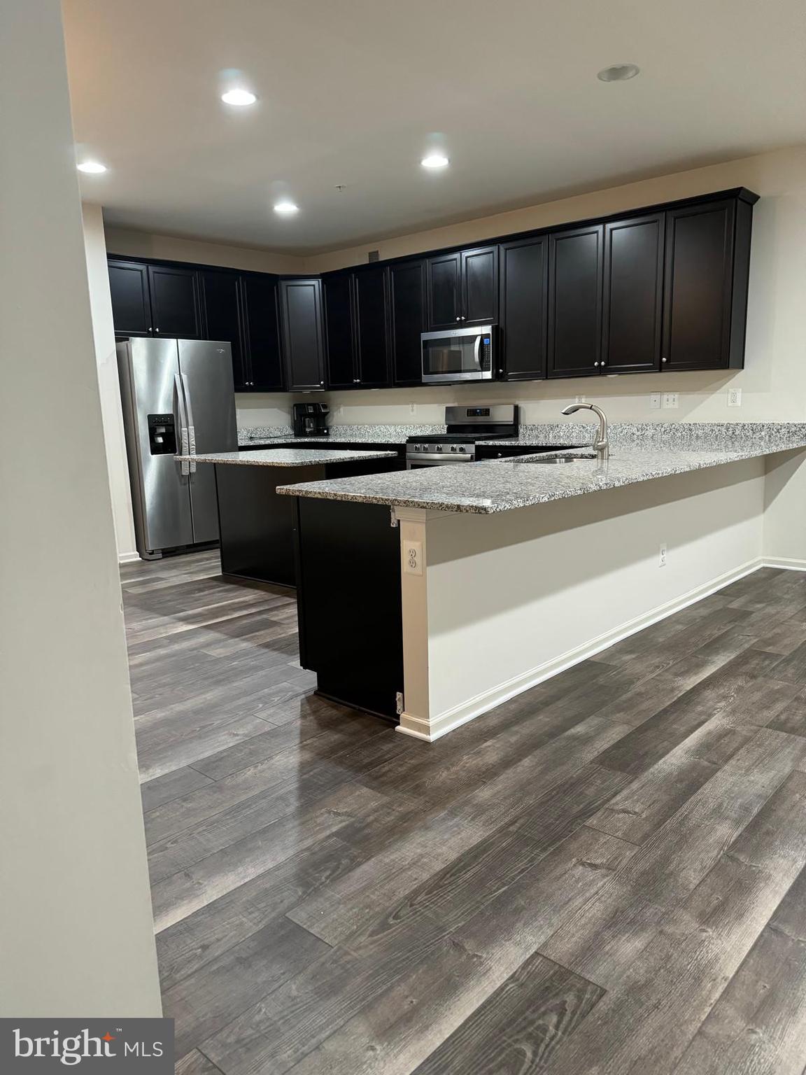 MORRIS PLACE - Residential