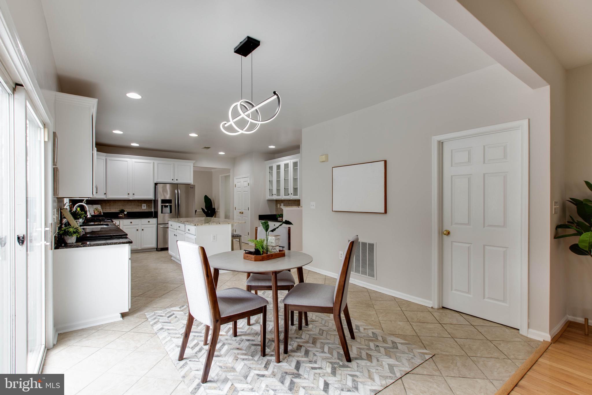 GOVERNORS RUN - Residential