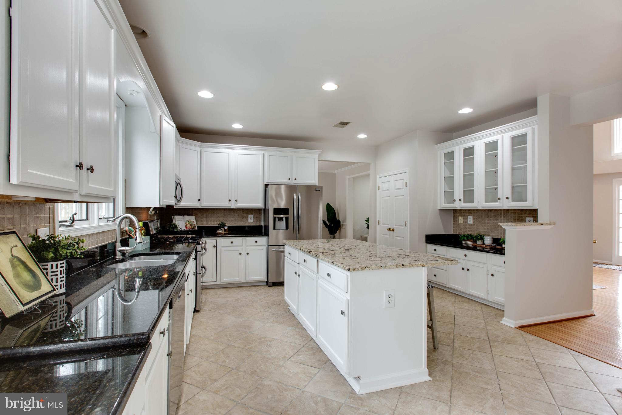 GOVERNORS RUN - Residential