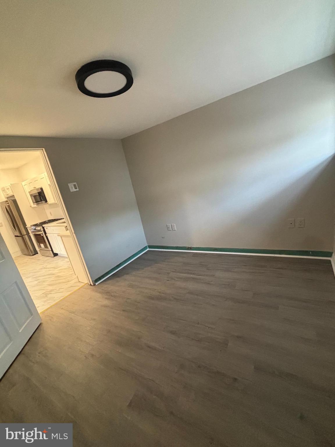 LANCASTER - Residential Lease