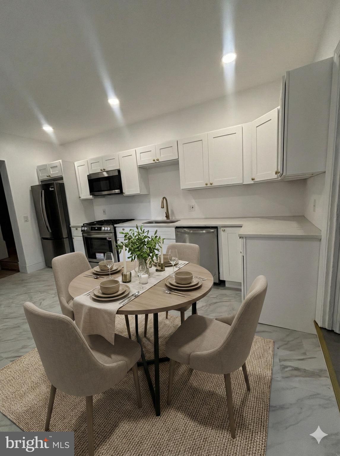 LANCASTER - Residential Lease