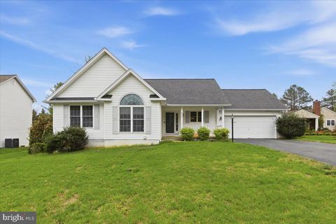 Homes For Sale - 8537 Anderegg Place<br/> WALDORF, MD 20603