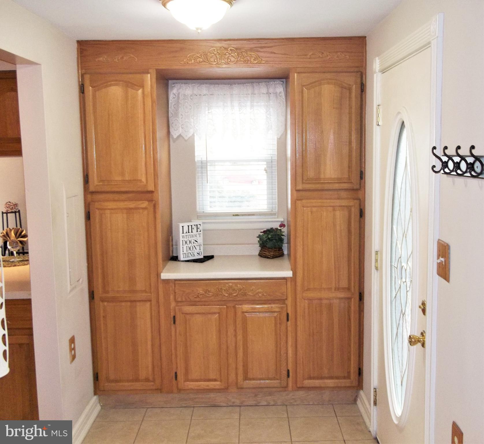 HILLSDALE - Residential