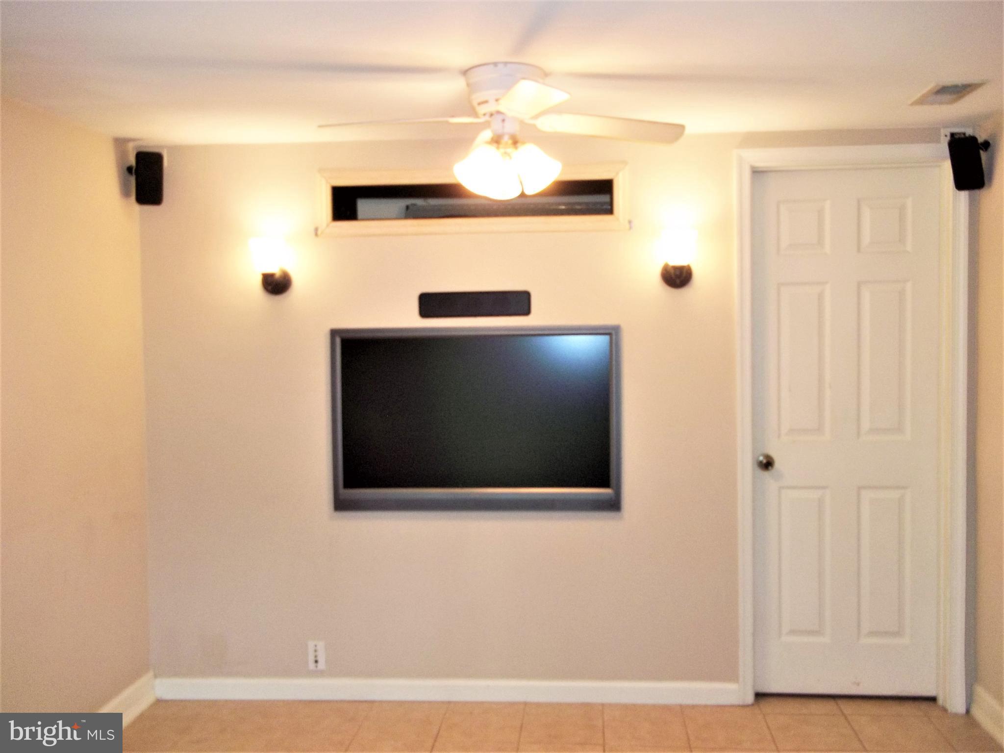 HILLSDALE - Residential