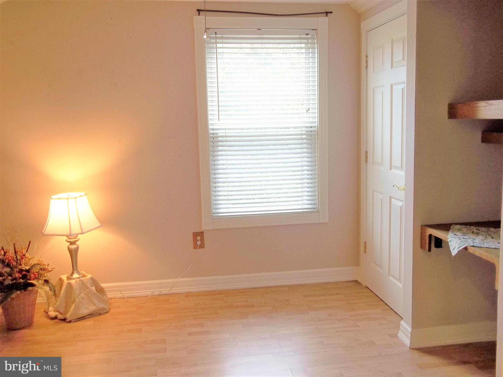 HILLSDALE - Residential