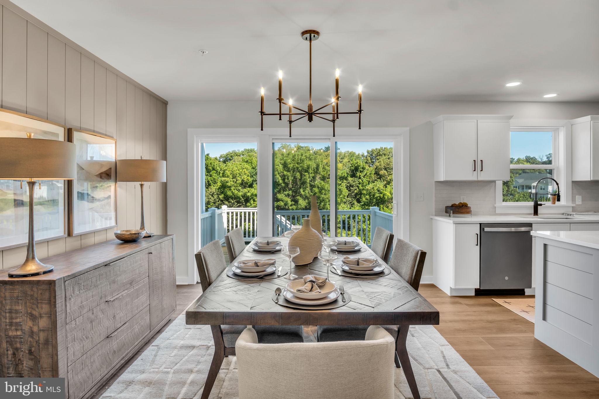 AUTUMN CHASE - Residential