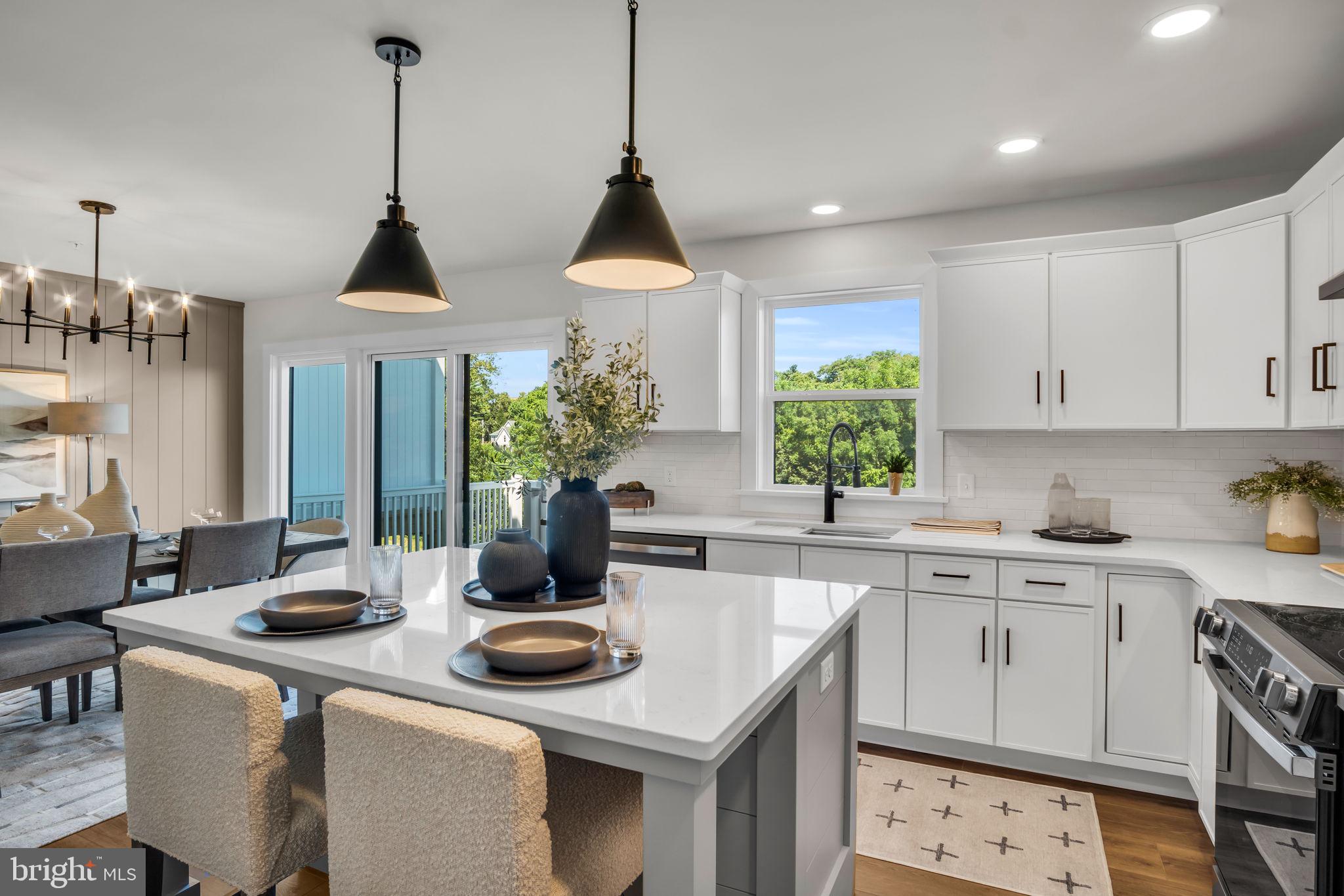 AUTUMN CHASE - Residential