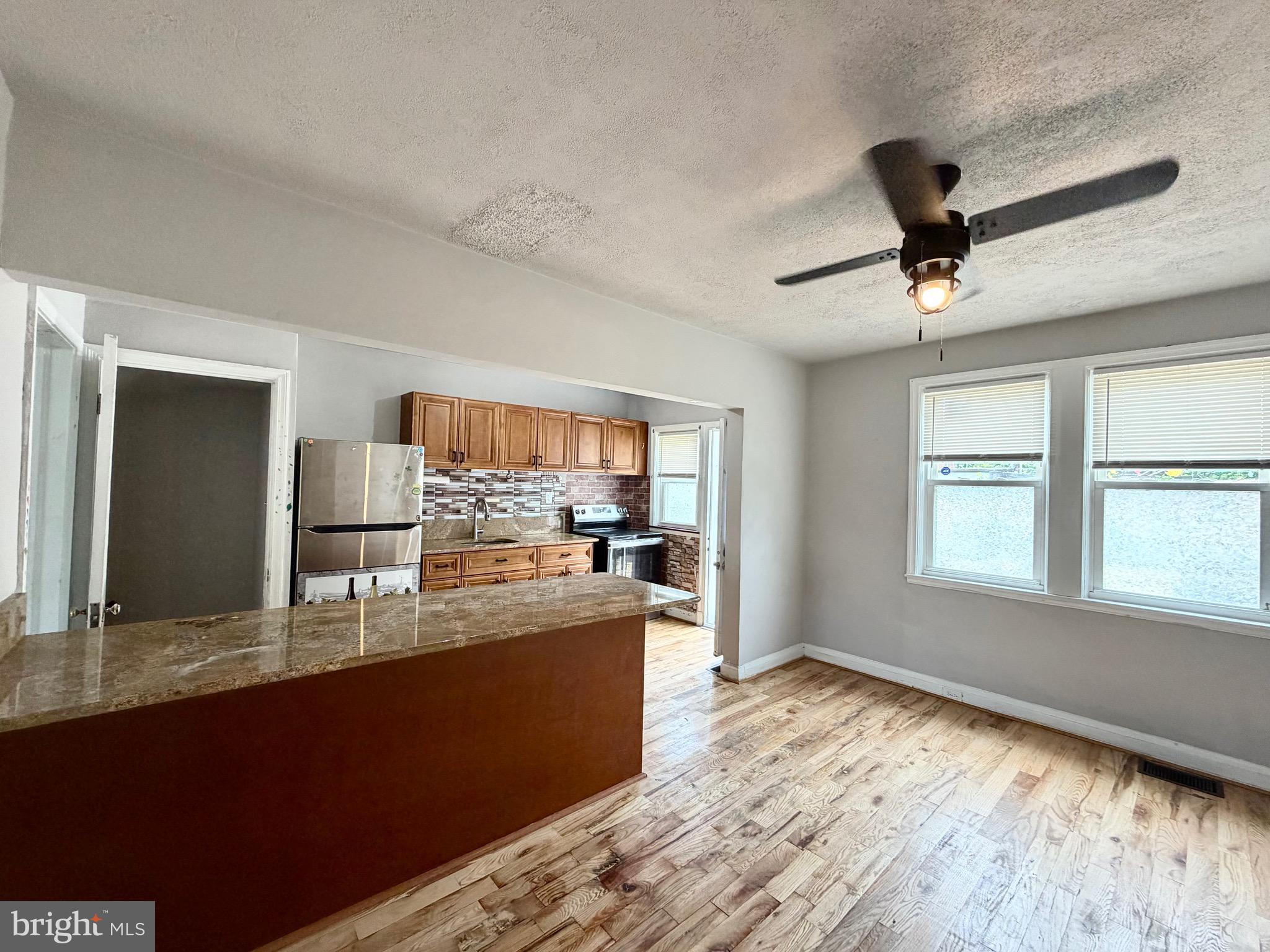 WEST RIDGE - Residential
