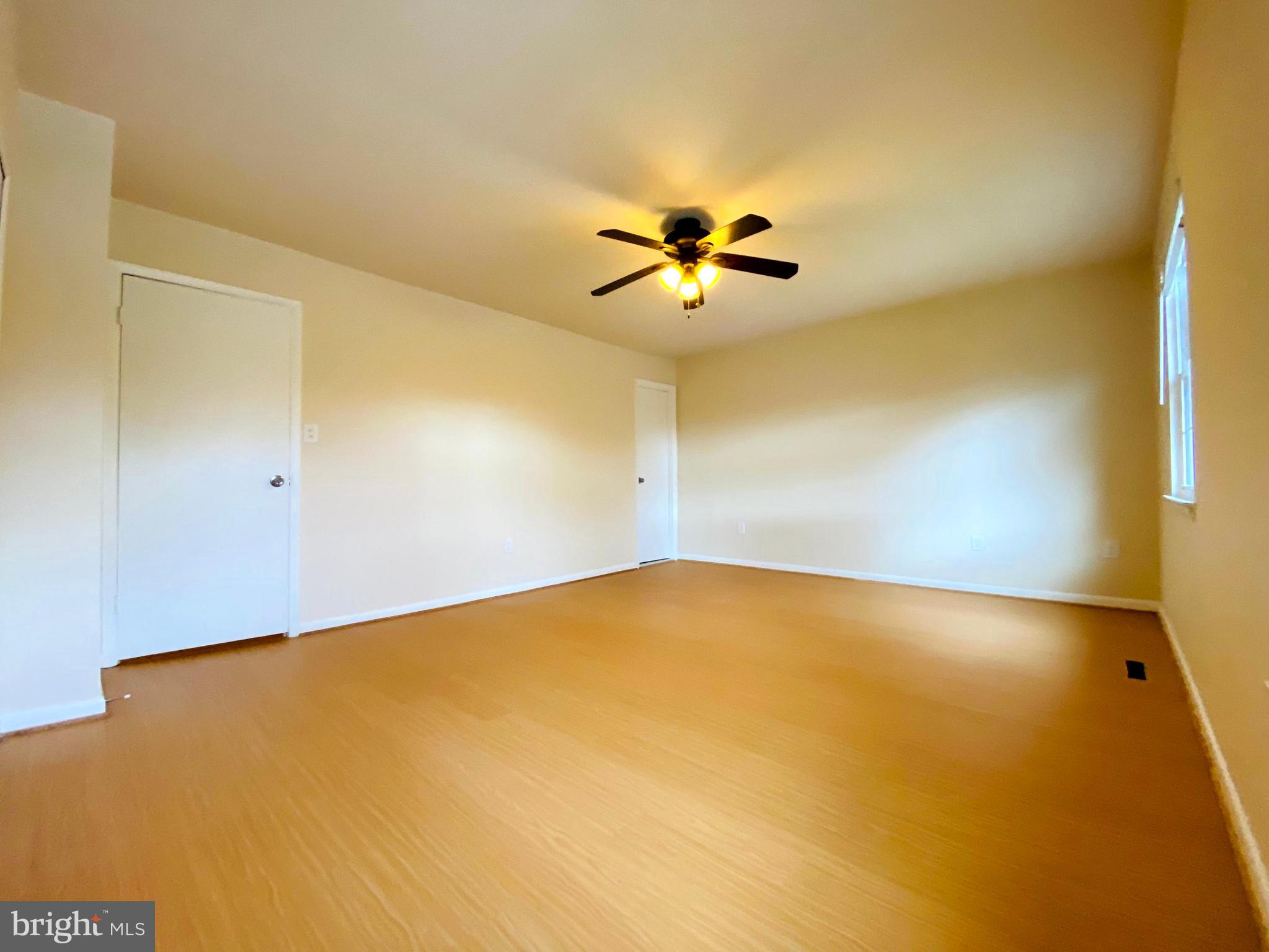 QUEEN ANNE VILLAGE - Residential Lease